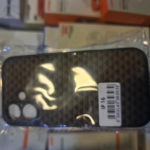 Iphone 16 kahverengi