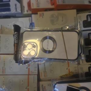 İphone 13 pro siyah kılıf 